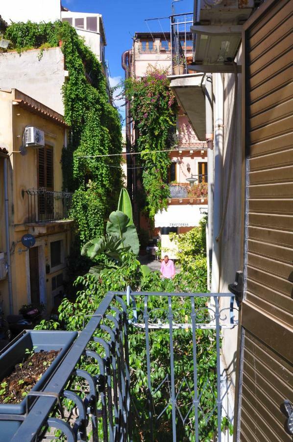 Casa Degli Artisti Taormina Apartment Exterior photo