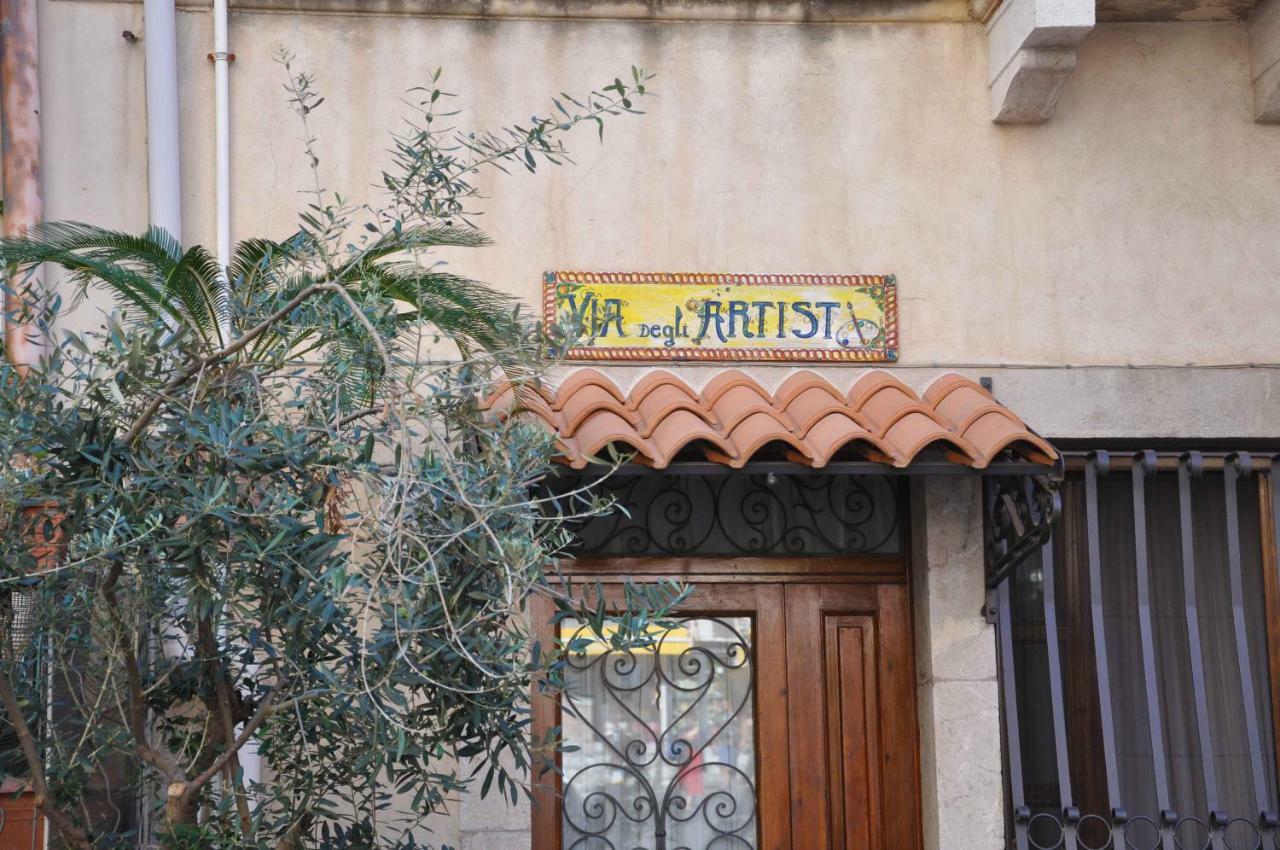 Casa Degli Artisti Taormina Apartment Exterior photo